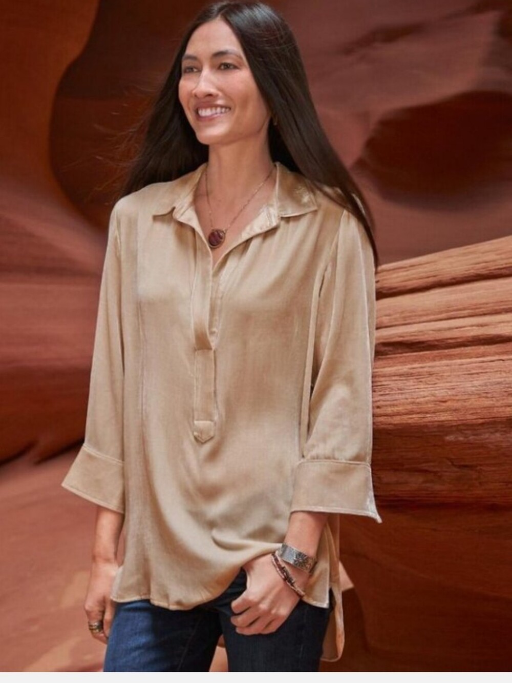 SUNDANCE: Silk Rayon Velvet Top M